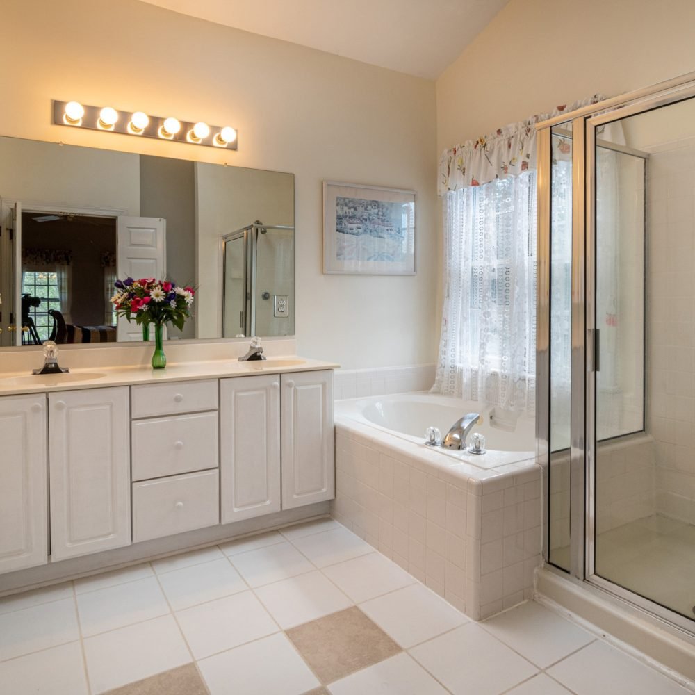 Image 1-Bathtub Refinishing & Repair